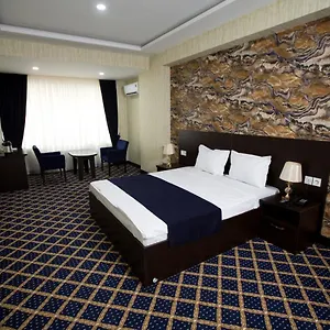 Kristal ** Baku